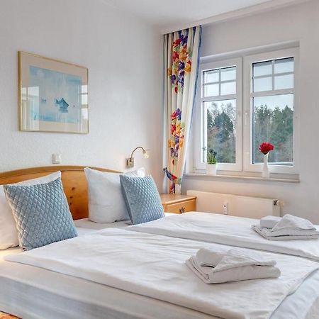 Grosse Schoene 3 Zimmer Ferienwohnung - 100 Qm - In Strandnaehe Fuer 6 Personen!! Heringsdorf  Bagian luar foto