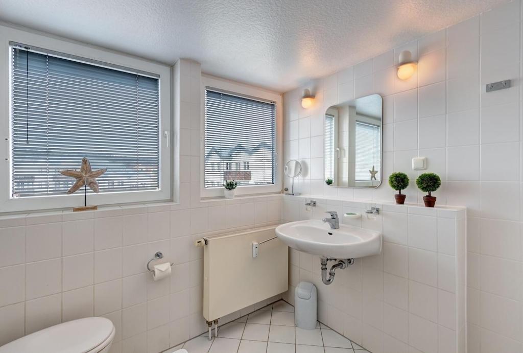 Grosse Schoene 3 Zimmer Ferienwohnung - 100 Qm - In Strandnaehe Fuer 6 Personen!! Heringsdorf  Bagian luar foto