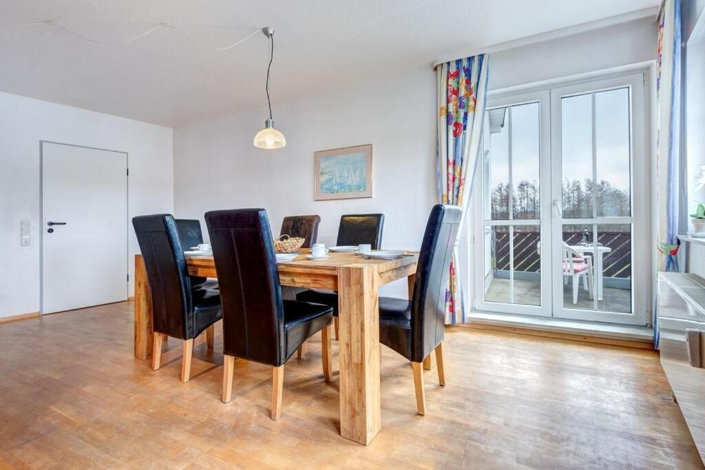 Grosse Schoene 3 Zimmer Ferienwohnung - 100 Qm - In Strandnaehe Fuer 6 Personen!! Heringsdorf  Bagian luar foto